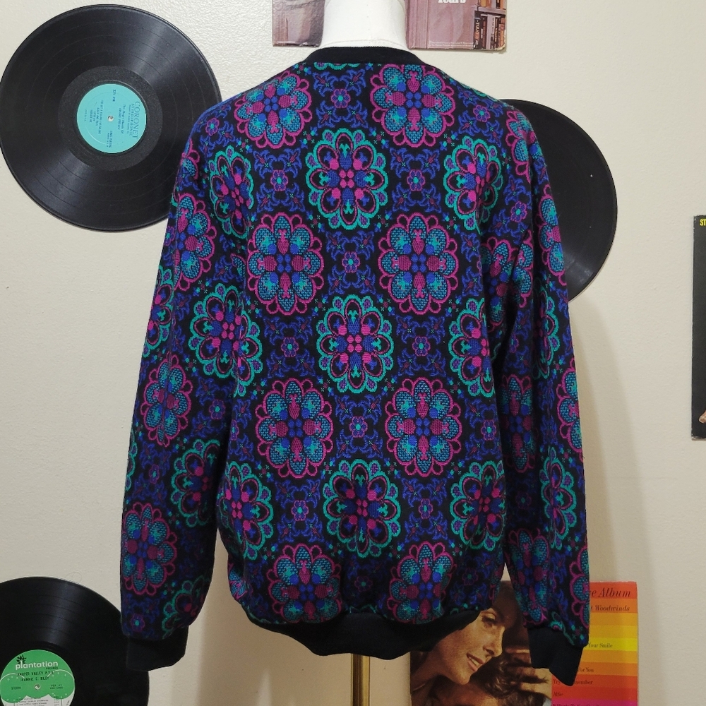 Cape Cod Sportswear | Vintage Funky Floral + Blue Sweatshirt